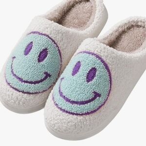 NWT Smile Face Slippers for Women Turquoise & Purple